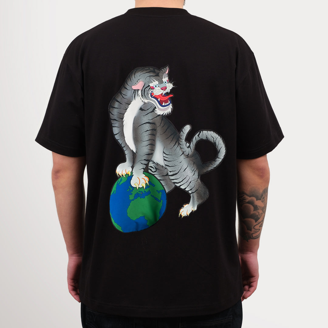 Black Tora