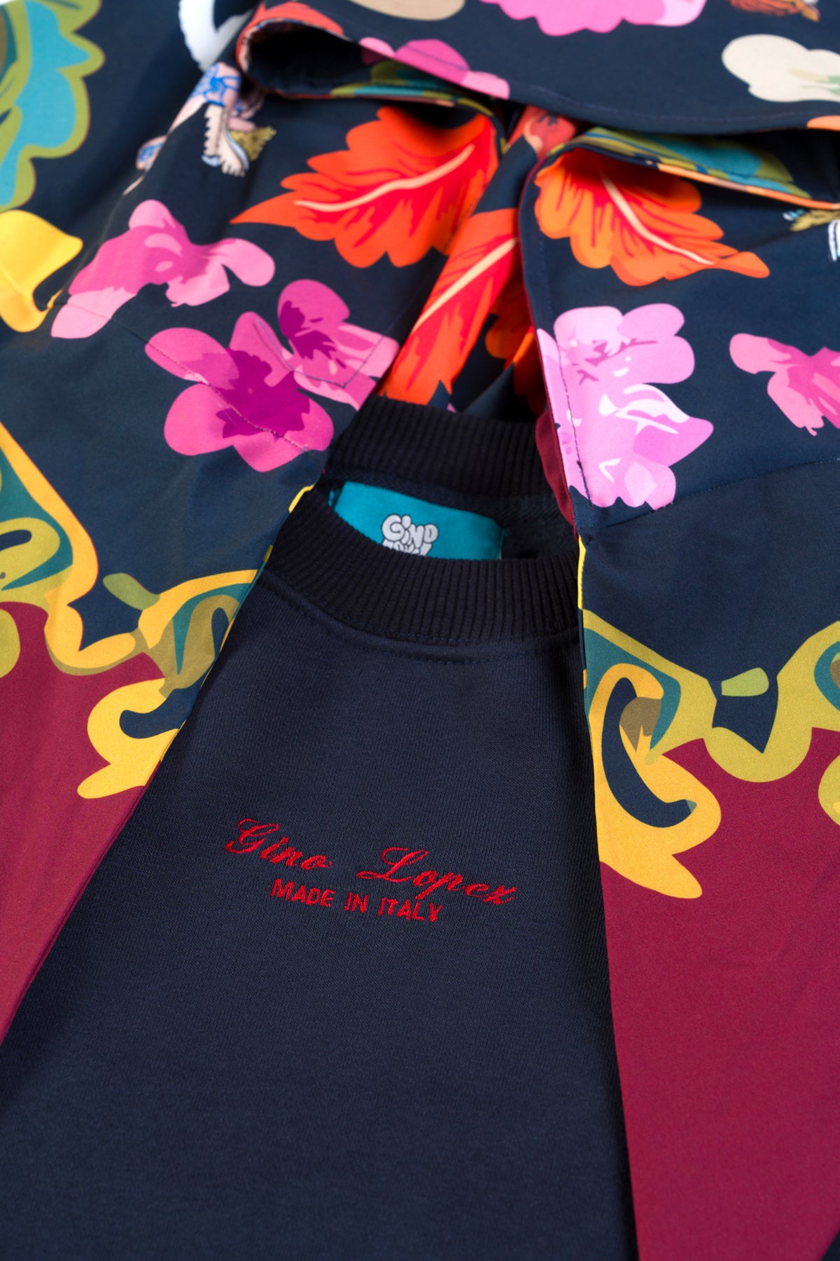SFL&F Babushka Crewneck Midnightblue – Gino Lopez