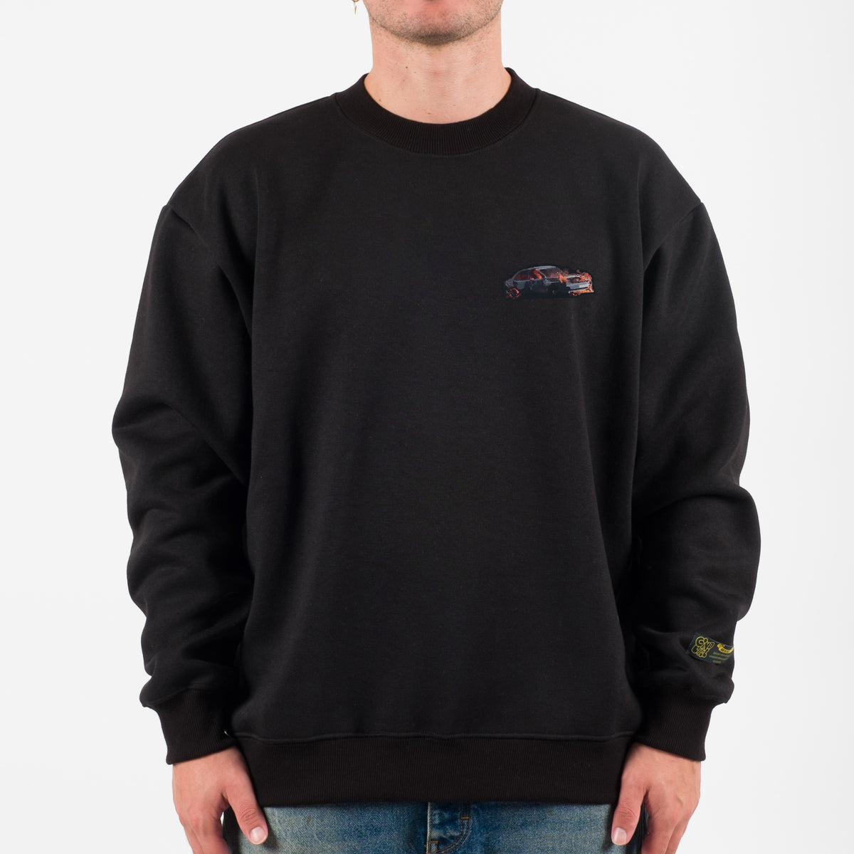 Compton Crewneck Black – Gino Lopez
